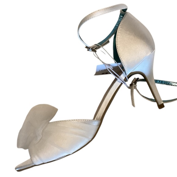 Tevolio Rylan Tulle Ankle Strap High Heels 9.5 NWT - Picture 6 of 10